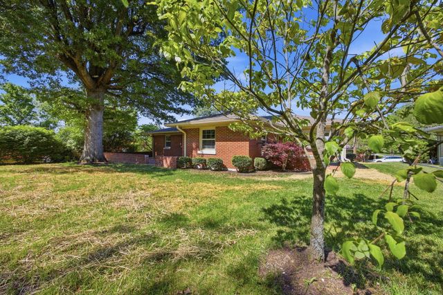 122 Meadowlark Drive, Richmond, KY 40475