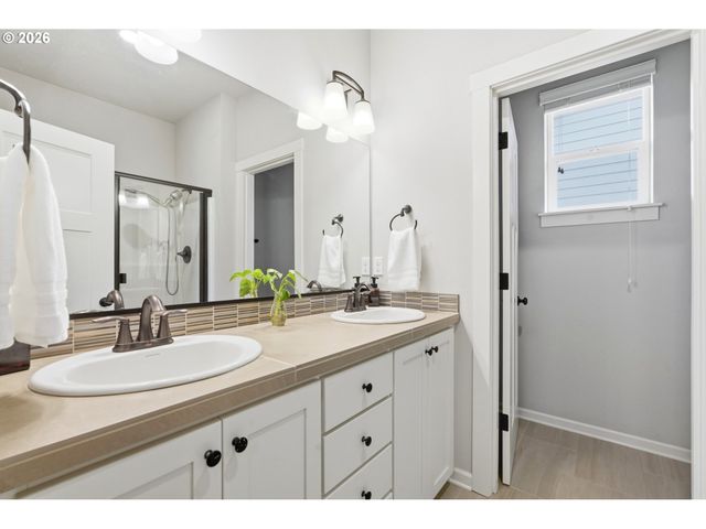 4824 Ne 110TH Cir, Vancouver, WA 98686