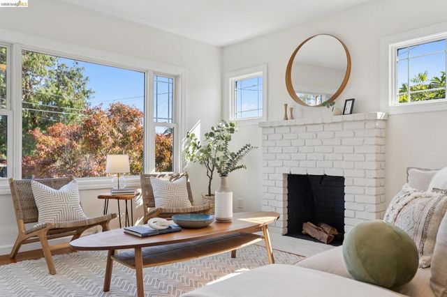 1615 Buena Ave, Berkeley, CA 94703