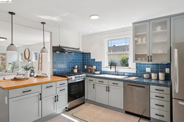 1615 Buena Ave, Berkeley, CA 94703