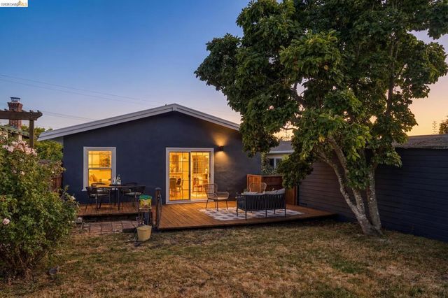 1615 Buena Ave, Berkeley, CA 94703