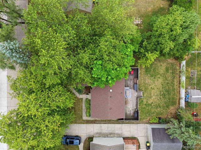 22820 Purdue Avenue, Farmington Hills, MI 48336