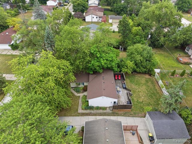 22820 Purdue Avenue, Farmington Hills, MI 48336