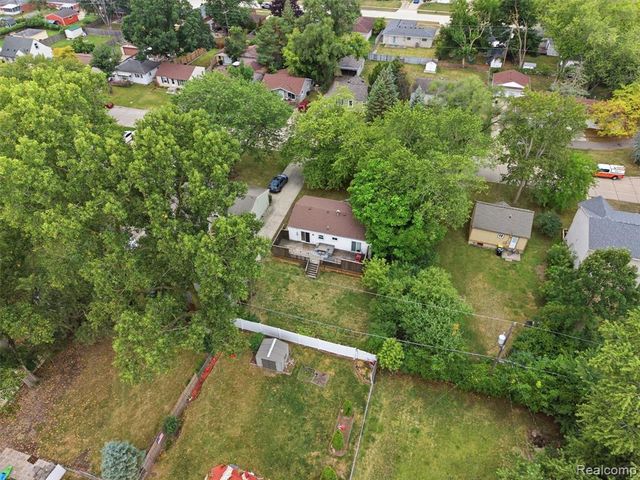 22820 Purdue Avenue, Farmington Hills, MI 48336