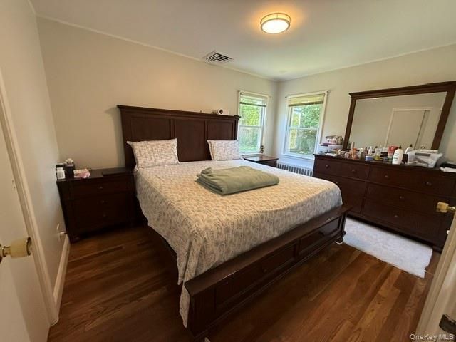 20 Gainsboro Lane, Syosset, NY 11791