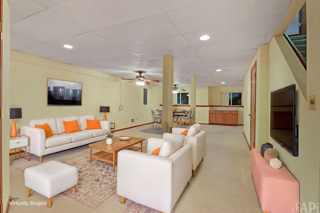 511 Mc Kenzie Court, Lake Villa, IL 60046