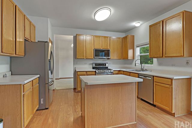 511 Mc Kenzie Court, Lake Villa, IL 60046