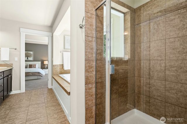 5080 163rd Place SE, Bellevue, WA 98006