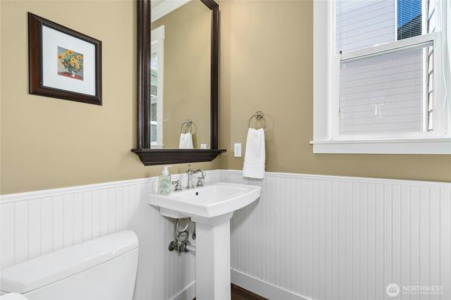 5080 163rd Place SE, Bellevue, WA 98006