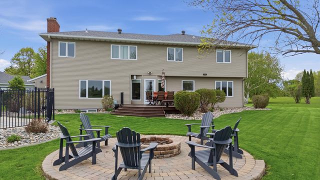 3500 Riverview Circle, Moorhead, MN 56560