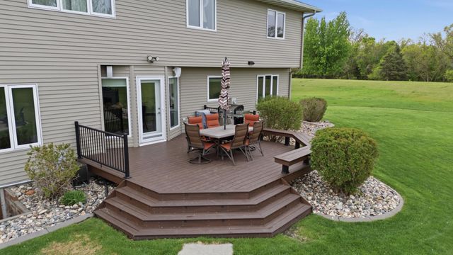 3500 Riverview Circle, Moorhead, MN 56560