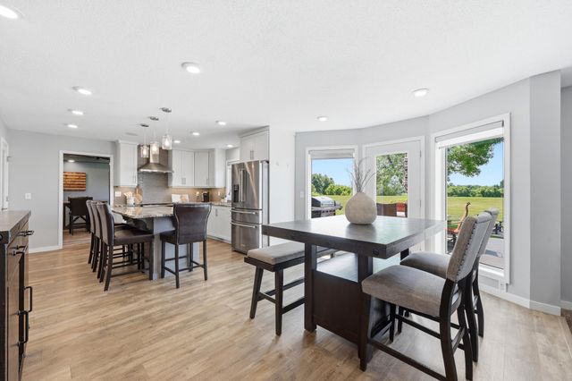 3500 Riverview Circle, Moorhead, MN 56560