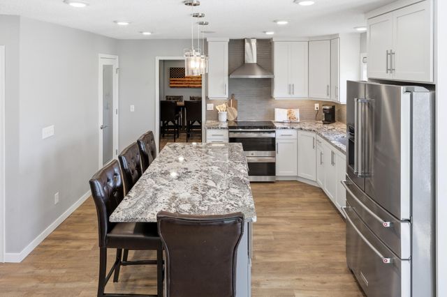 3500 Riverview Circle, Moorhead, MN 56560