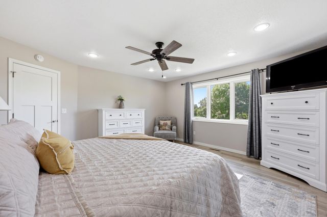 3500 Riverview Circle, Moorhead, MN 56560