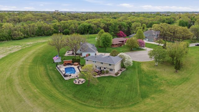 3500 Riverview Circle, Moorhead, MN 56560