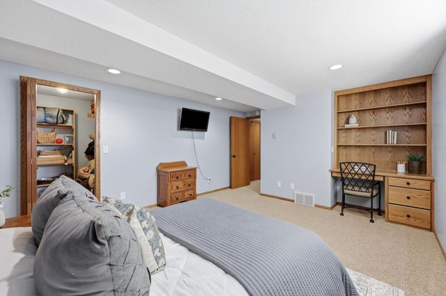 3500 Riverview Circle, Moorhead, MN 56560