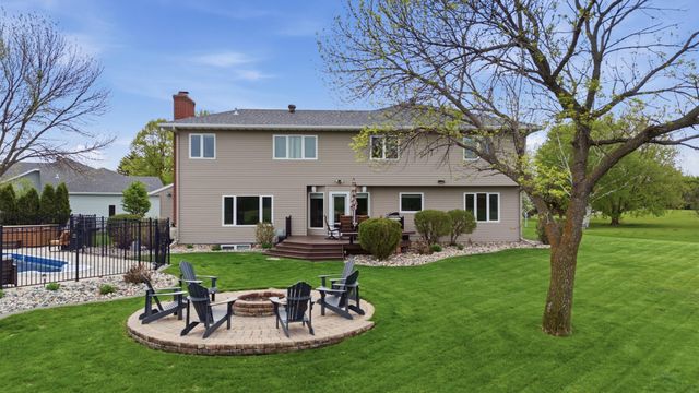 3500 Riverview Circle, Moorhead, MN 56560