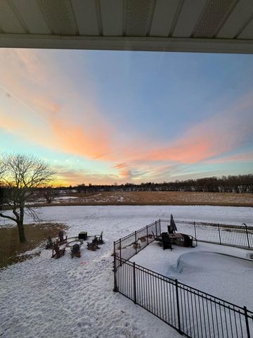 3500 Riverview Circle, Moorhead, MN 56560