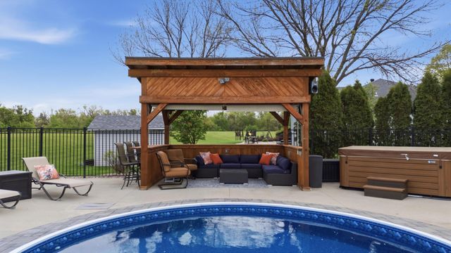 3500 Riverview Circle, Moorhead, MN 56560