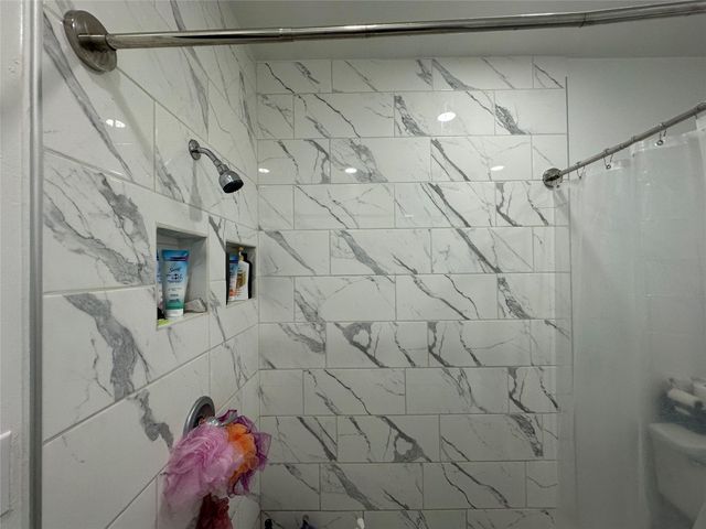 2210 Road 5500, Cleveland, TX 77327