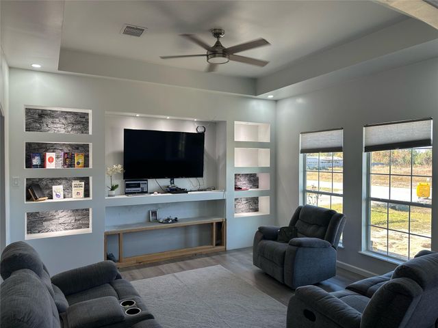 2210 Road 5500, Cleveland, TX 77327