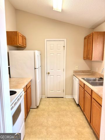 412 Lawnwood Court, Kingsland, GA 31548