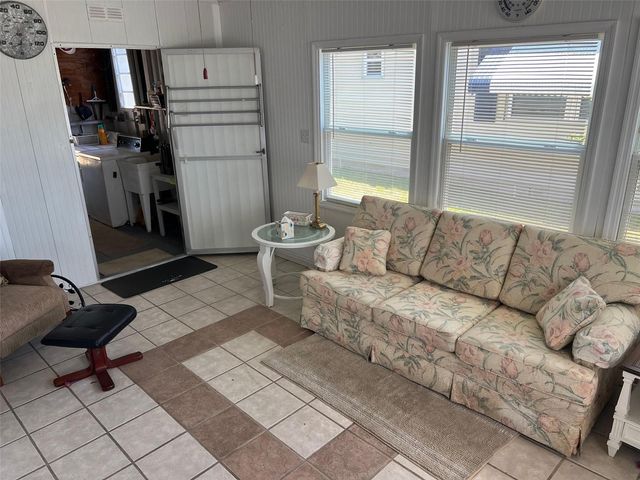 71 ROYAL PALM CIRCLE, Largo, FL 33778