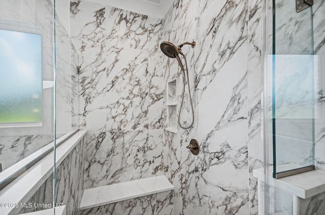 106 Heron'S Bay Circle, Madison, MS 39110