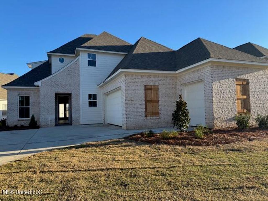 106 Heron'S Bay Circle, Madison, MS 39110