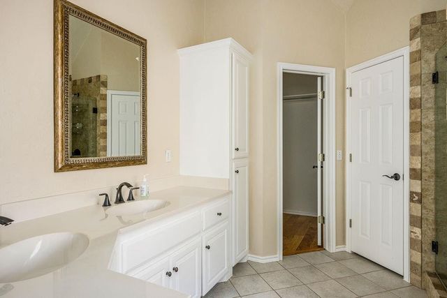 2416 Glen Hollow Road, Edmond, OK 73034