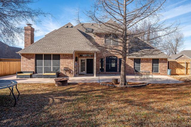 2416 Glen Hollow Road, Edmond, OK 73034