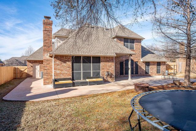 2416 Glen Hollow Road, Edmond, OK 73034