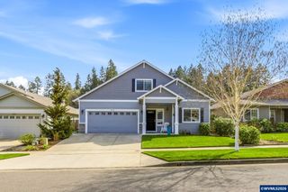 2418 Equestrian Lp S, Salem, OR 97302