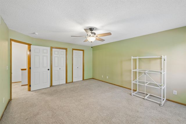 811 Burr Oaks Drive 1102, West Des Moines, IA 50266