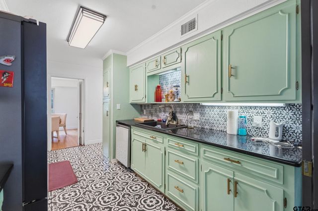 224 La Jolla, Athens, TX 75751