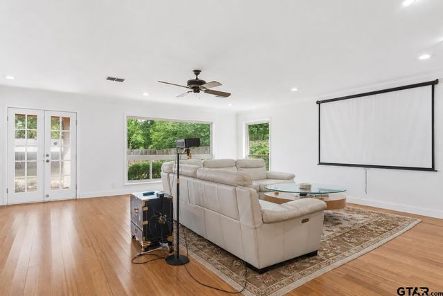 224 La Jolla, Athens, TX 75751