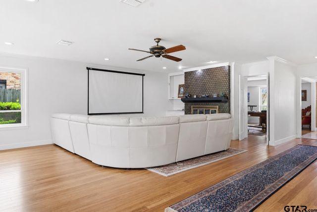 224 La Jolla, Athens, TX 75751