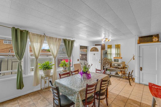 6706 16th Street, Berwyn, IL 60402