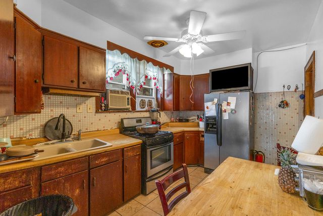 6706 16th Street, Berwyn, IL 60402