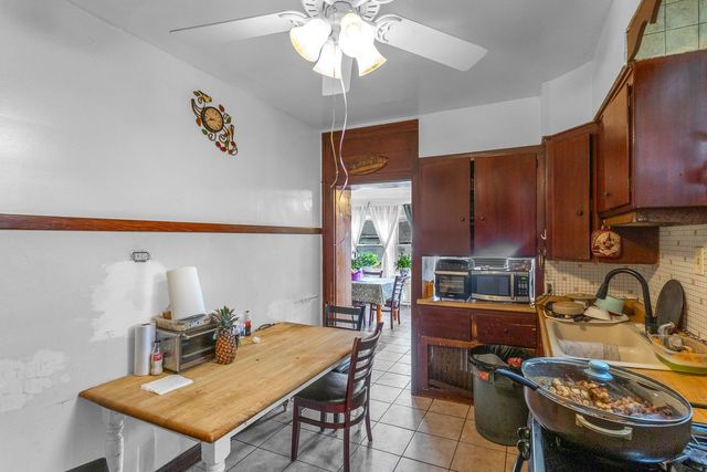 6706 16th Street, Berwyn, IL 60402