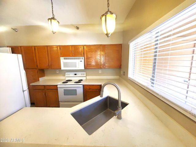154 W 5TH Street 152, Tempe, AZ 85281