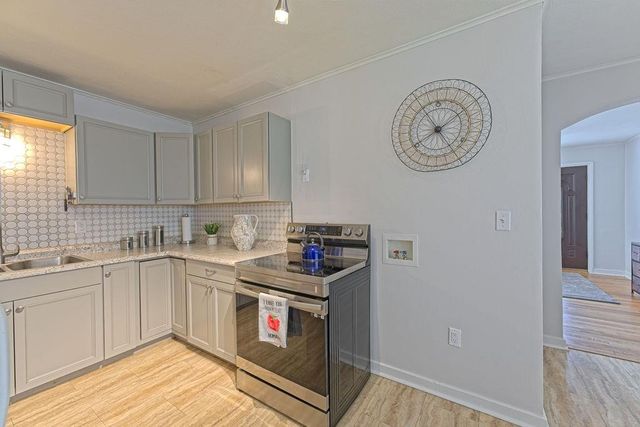 616 E Maple Avenue, Stillwater, OK 74074