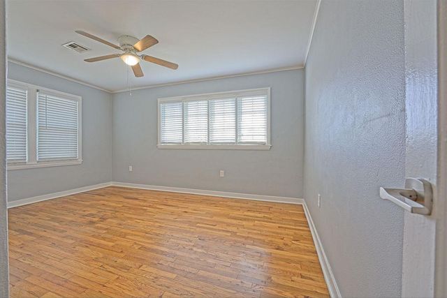 616 E Maple Avenue, Stillwater, OK 74074