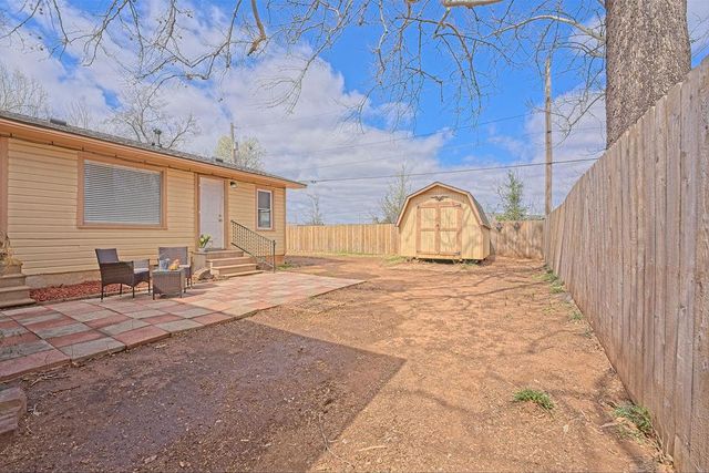 616 E Maple Avenue, Stillwater, OK 74074