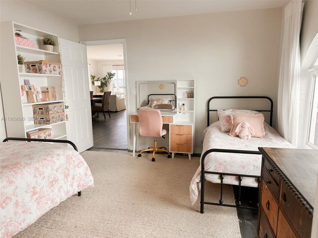 2668 Country Golf Dr, Wellington, FL 33414