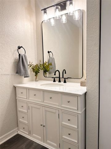 2668 Country Golf Dr, Wellington, FL 33414