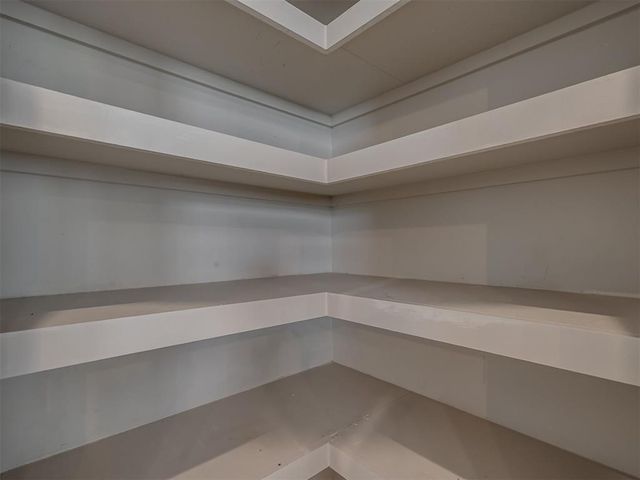 18505 Melogold Drive, Edmond, OK 73012