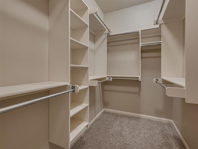 18505 Melogold Drive, Edmond, OK 73012