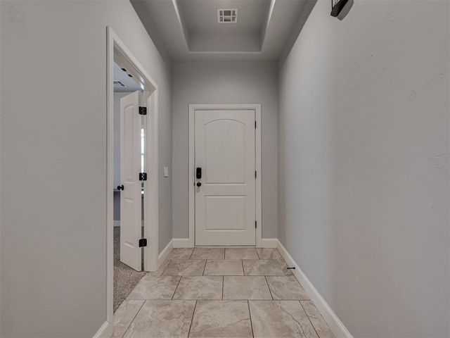 18505 Melogold Drive, Edmond, OK 73012