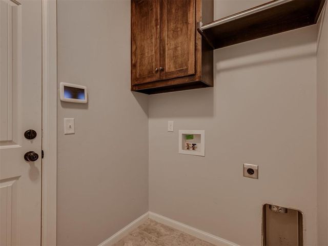 18505 Melogold Drive, Edmond, OK 73012